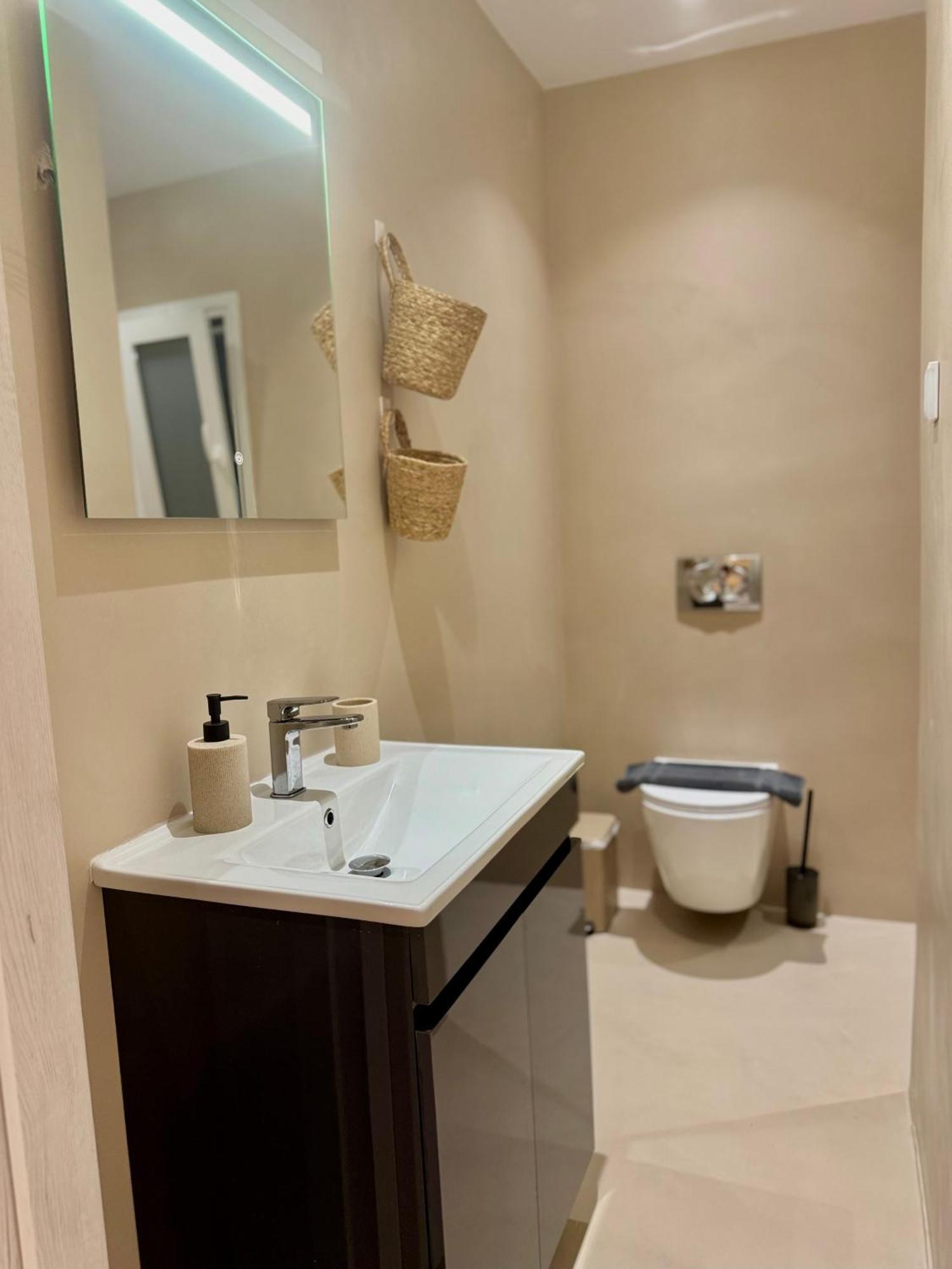 Grace Apartment Next To The Akropolis アテネ エクステリア 写真